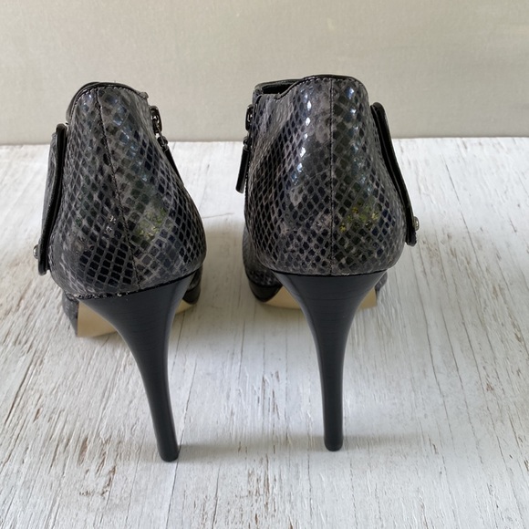 Calvin Klein Leonora Classic Python Print Heels - Picture 4 of 13